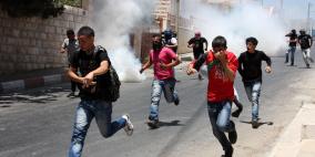 سعير: الاحتلال يعتقل ستة طلاب ويصيب العشرات بالاختناق