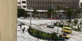 بالصور: الإسكندرية تكتسي بالثلوج وتحذير من الأرصاد المصرية
