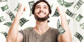 دراسة موسعة تجيب.. هل المال يشتري السعادة حقا؟