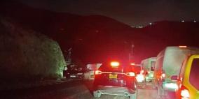 الشرطة: إغلاق طريق وادي النار بسبب انزلاق شاحنة عليها