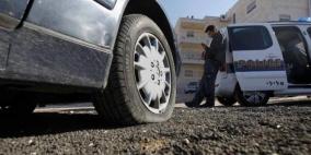 مستوطنون يعطبون إطارات سيارات في الشيخ جراح