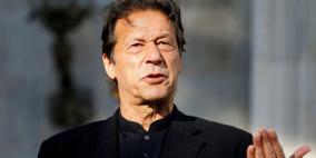  رئيس وزراء باكستان ينجو من سحب الثقة