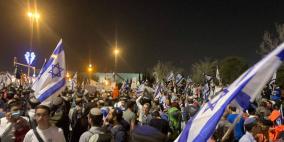أنصار اليمين برئاسة نتنياهو يتظاهرون للمطالبة بإسقاط حكومة بينت