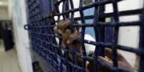 40 أسيرًا في سجون الاحتلال يواجهون العزل الإنفرادي