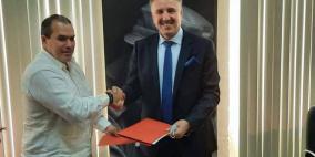 الوزير عساف يوقع اتفاقية تعاون مع وكالة الأنباء الكوبية