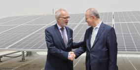 د. محمد مصطفى ورئيس بنك الاستثمار الأوروبي يتفقدان تقدم العمل في برنامج صندوق الاستثمار للطاقة الشمسية 