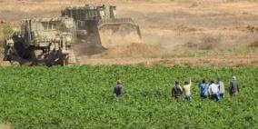 الاحتلال يطلق النار تجاه مزارعين وسط القطاع