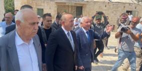شاهد: وزير الخارجية التركي يزور المسجد الأقصى المبارك