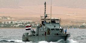 الزوارق المصرية تعتقل صيادين اثنين في بحر رفح
