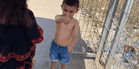 الاحتلال يجبر طفلا على خلع ملابسه في يعبد