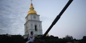زيلينسكي يتفقد قواته بدونباس وبريطانيا تزود أوكرانيا بقاذفات صواريخ