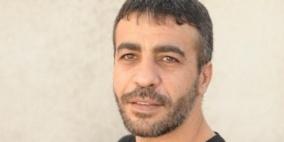 نقل الأسير ناصر أبو حميد إلى مستشفى "اساف هروفيه"