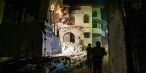 صور: جرافات الاحتلال تهدم منزلي الاسيرين الرفاعي وأبو شقير في جنين