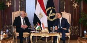 وزير الداخلية يبحث مع نظيره المصري التعاون المشترك