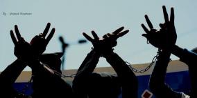 الأسرى يواصلون "العصيان" ضد إدارة سجون الاحتلال