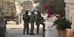 إسرائيل: نتلقى عشرات الإنذارات عن احتمال وقوع عمليات بالضفة