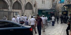 مستوطنون يعتدون على تجار البلدة القديمة في القدس بغاز الفلفل