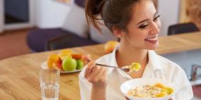 دراسة: وجبة فطور كبيرة وعشاء صغير يساعد في إنقاص الوزن