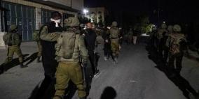قوة إسرائيلية تختطف 3 مواطنين من نابلس