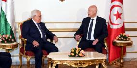 تفاصيل اجتماع الرئيس عباس مع نظيره التونسي