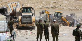 أريحا: الاحتلال يخطر بوقف البناء في 11 مبنى سكنيا وإزالة 20 منشأة
