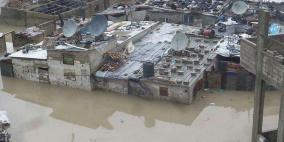 وفاة شاب وغرق منازل وشوارع بسبب الأمطار الغزيرة في غزة
