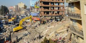 ارتفاع حصيلة الضحايا الفلسطينيين جراء زلزال تركيا وسوريا إلى 81