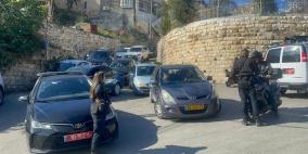 الاحتلال يستولي على مركبتين فلسطينيتين في جنين والقدس 