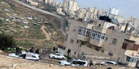 بلدية الاحتلال بالقدس تخطر بهدم 6 بنايات سكنية في العيسوية