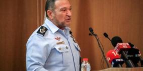 قائد شرطة الاحتلال يدعو المستوطنين إلى حمل السلاح
