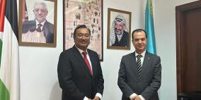سفير ماليزيا الجديد يلتقي السفير منتصر أبو زيد
