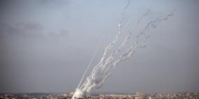 شاهد: إطلاق رشقات صاروخية من غزة صوب المستوطنات الإسرائيلية