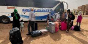 وصول الدفعة الثانية من حافلات إجلاء الطلبة والمواطنين من الخرطوم إلى غزة