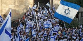 الاحتلال يستهدف المقدسيين استعدادا لـ "مسيرة الأعلام"