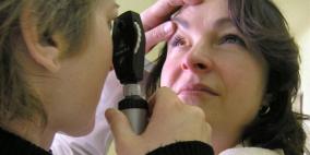 نصائح عملية للحد من جفاف العين في سن اليأس