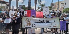 المئات يتظاهرون في كفر ياسيف تنديدا باستفحال الجريمة