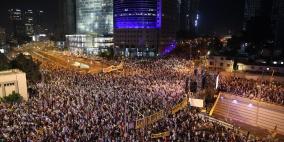 شاهد: عشرات آلاف الإسرائيليين يتظاهرون ضد حكومة نتنياهو