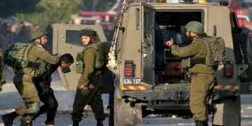 قوات الاحتلال تعتقل 3 شبان في نابلس