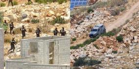 شاهد: قوات الاحتلال تقتحم يعبد وتُجَرّف شارعا وتداهم هيئة الكهرباء