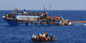 غرق قارب المهاجرين: أكثر من 500 مفقود قبالة سواحل اليونان