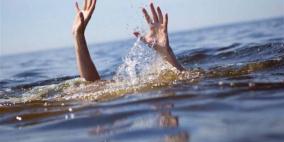 وفاة فتاة غرقا وحظر السباحة في بحر غزة
