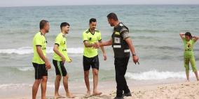 بلدية غزة تعلن تمديد منع السباحة في البحر