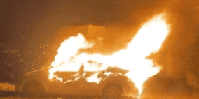 بالفيديو: إصابة مستوطن بعد إحراق مركبته ببلدة ترمسعيا