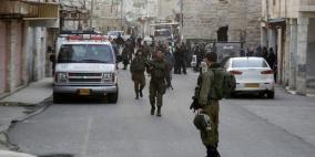 قوات الاحتلال تغلق مدخل العيسوية وتقتحم مخيم شعفاط
