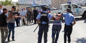 نابلس: الأمن الوقائي يلقي القبض على متهم بتزوير وثائق رسمية