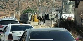 نابلس: الاحتلال يغلق حاجزي حوارة وبيت فوريك