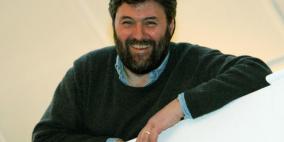 صحيفة بريطانية تقيل رساماً بسبب كاريكاتير عن نتنياهو