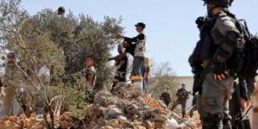  جيش الاحتلال يمنع أهالي كفر الديك من قطف الزيتون