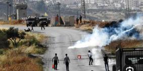 إصابتان بالرصاص الحي خلال مواجهات مع الاحتلال شرق نابلس