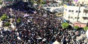 رام الله: مسيرة تطالب الأمم المتحدة بالتدخل للوقف الفوري لإطلاق النار ووقف التطهير العرقي في قطاع غزة